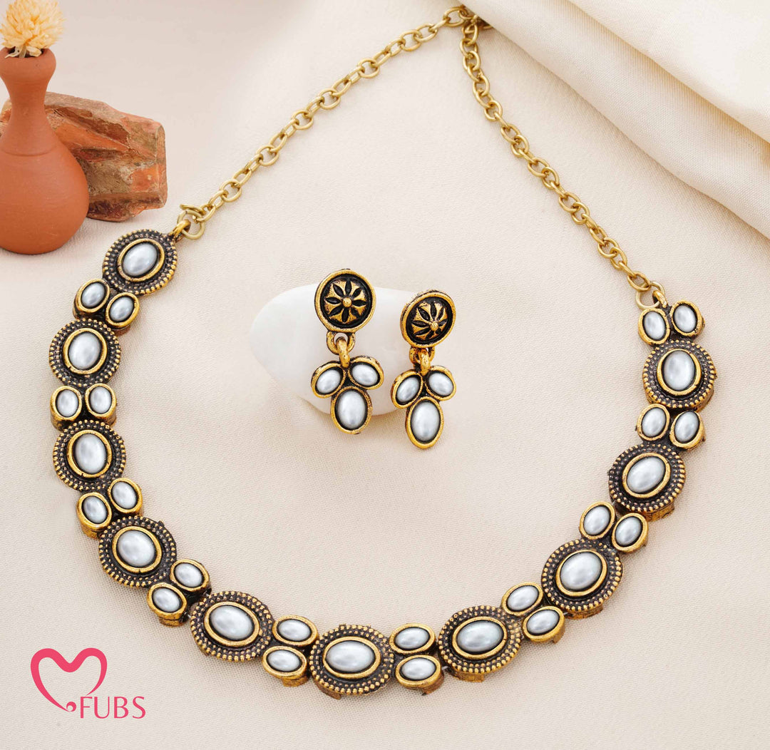Traditional Oxidized Dark-Tone Necklace Set with Opaque Stones