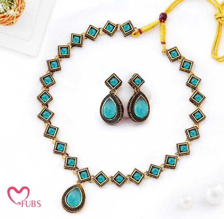 Traditional Geometric Necklace Set with Teardrop Earrings