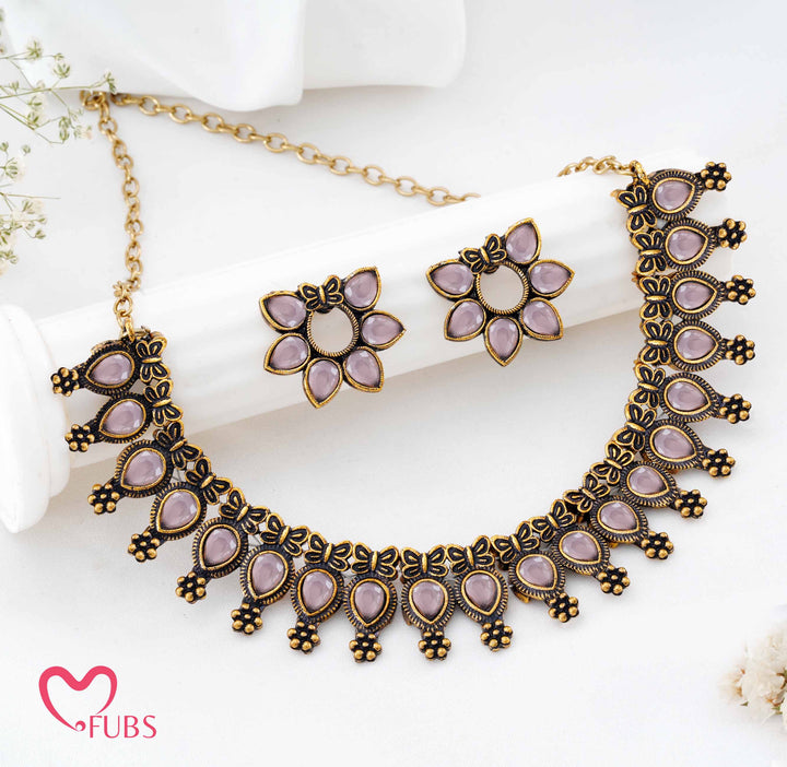 Traditional Antique Finish Necklace Set with Teardrop & Floral Motifs