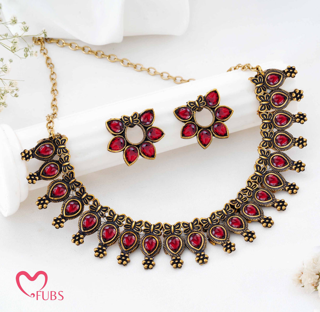 Traditional Antique Finish Necklace Set with Teardrop & Floral Motifs