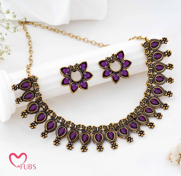 Traditional Antique Finish Necklace Set with Teardrop & Floral Motifs