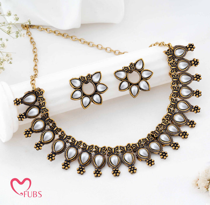 Traditional Antique Finish Necklace Set with Teardrop & Floral Motifs