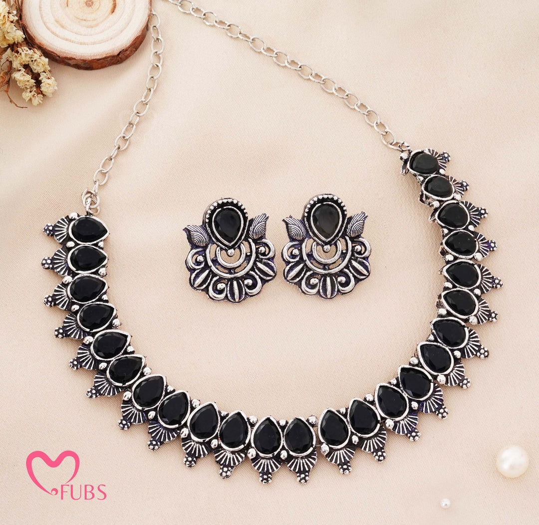 Traditional Oxidized Silver-Tone Necklace Set with Petal Stones