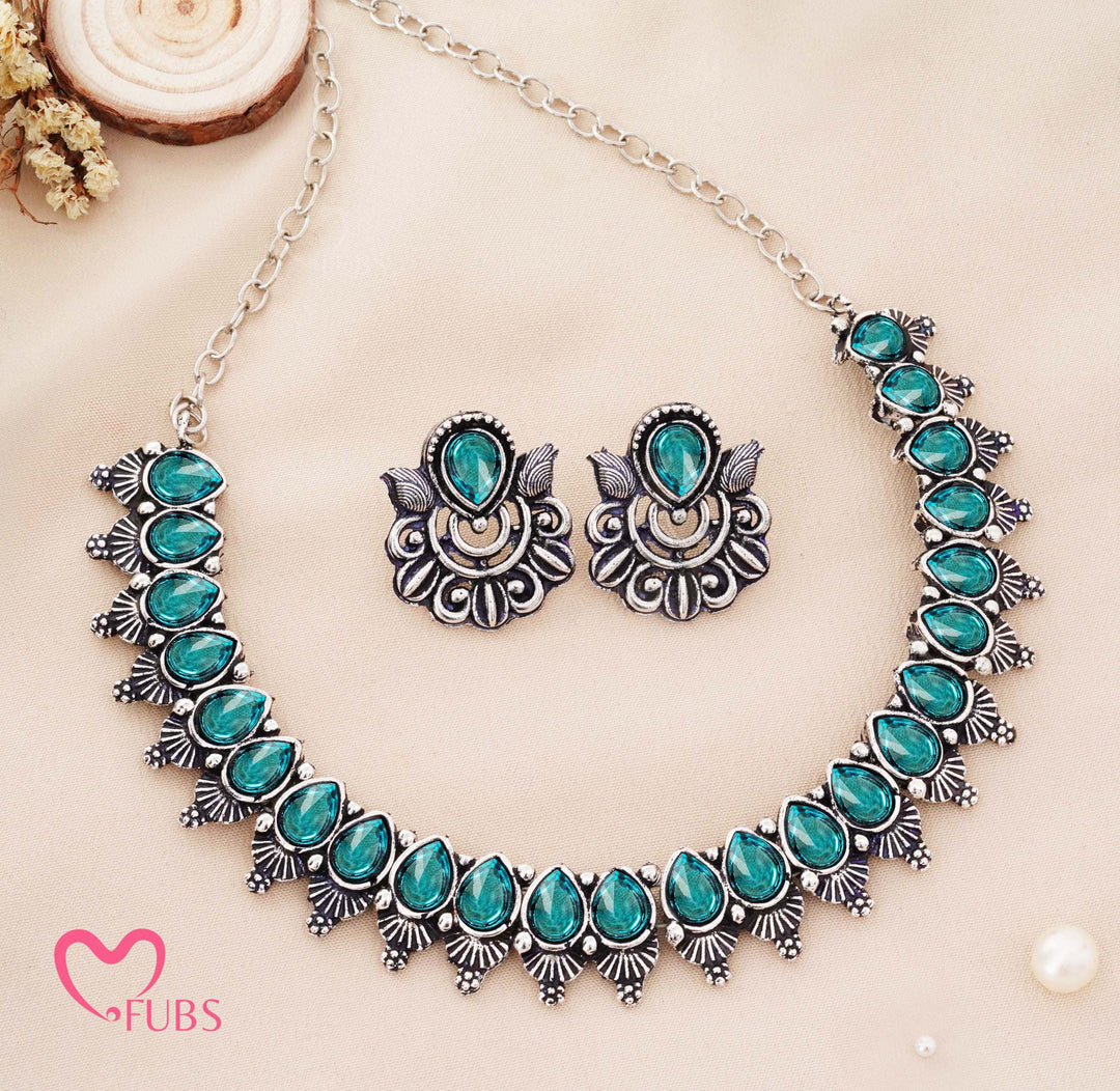 Traditional Oxidized Silver-Tone Necklace Set with Petal Stones