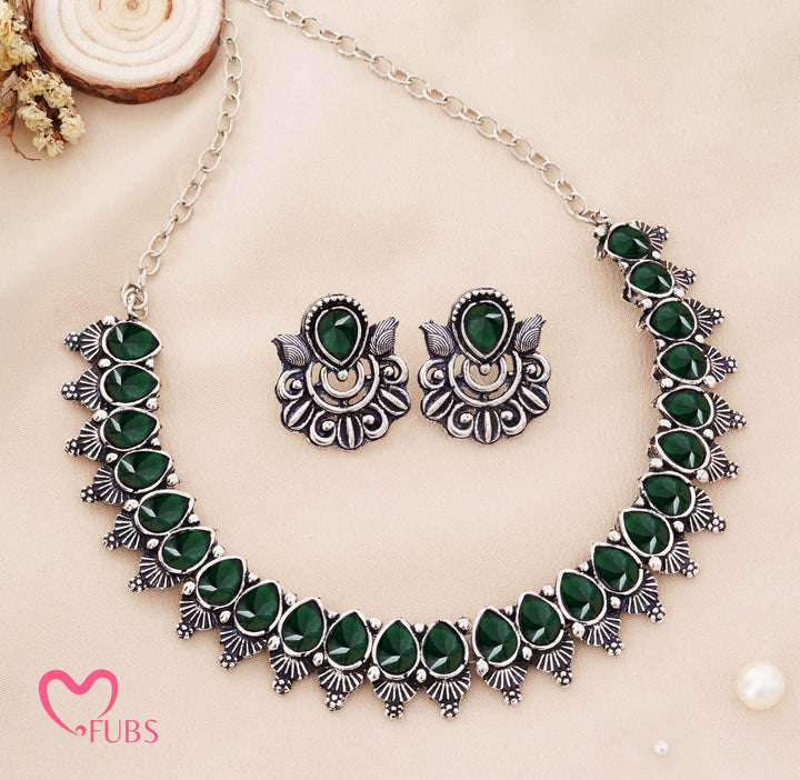 Traditional Oxidized Silver-Tone Necklace Set with Petal Stones