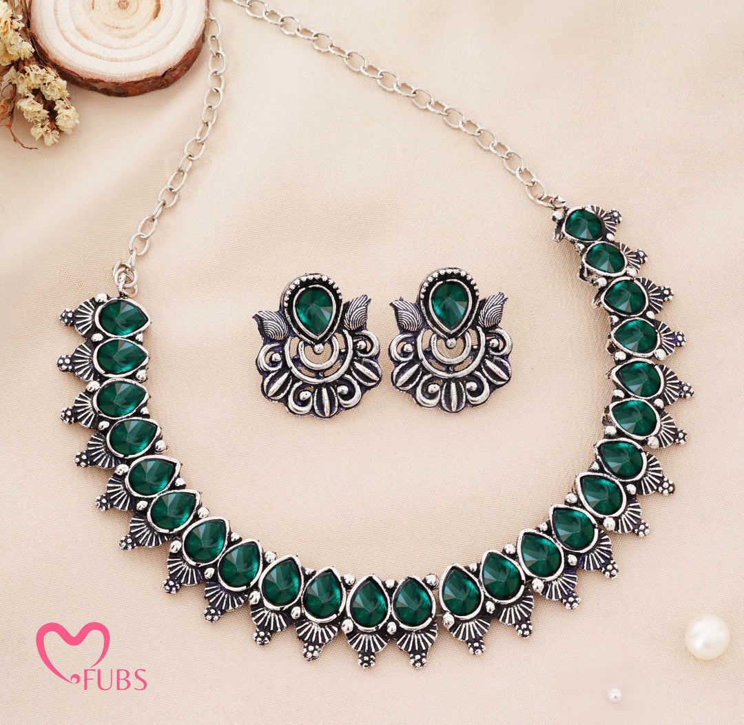 Traditional Oxidized Silver-Tone Necklace Set with Petal Stones