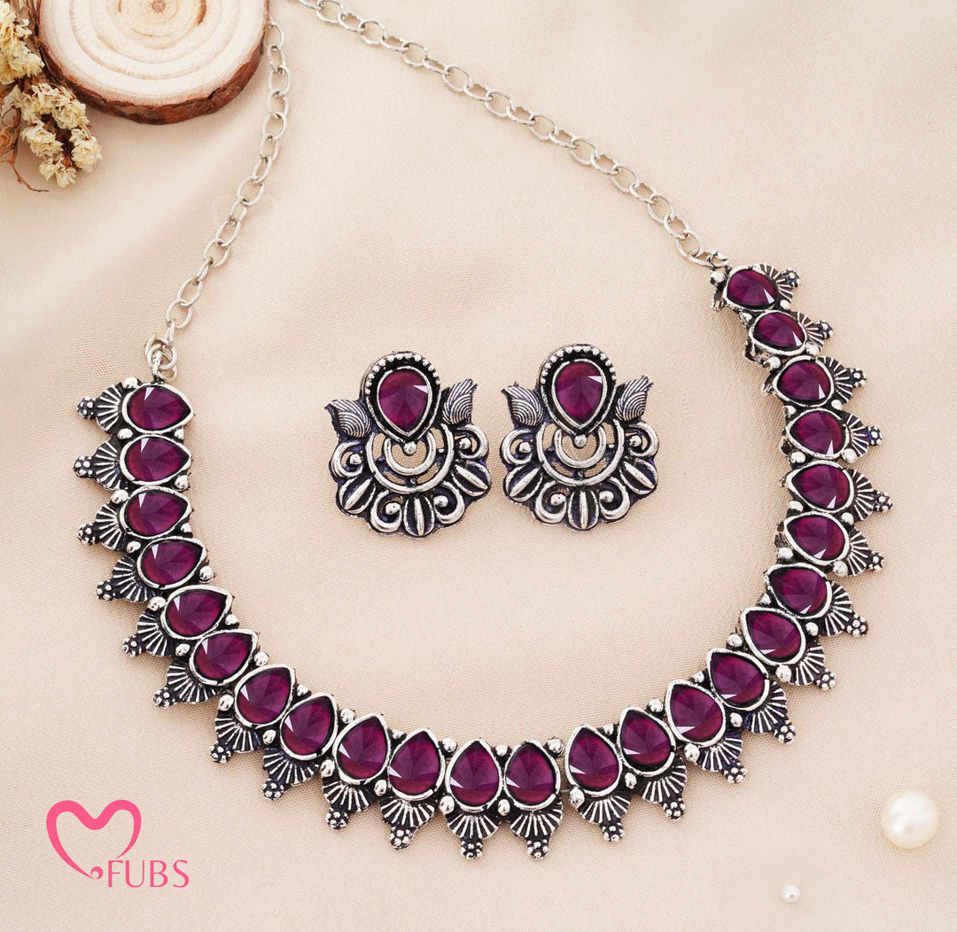 Traditional Oxidized Silver-Tone Necklace Set with Petal Stones