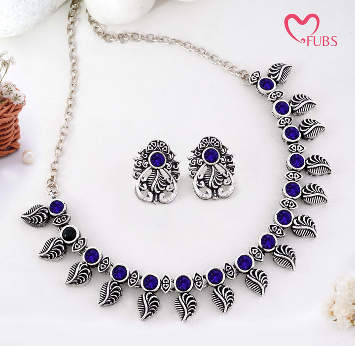 Traditional Oxidized Silver-Tone Necklace Set with Intricate Leaf Motifs