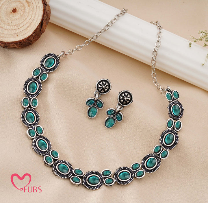 Traditional Oxidized Silver-Tone Necklace Set with Oval Stones