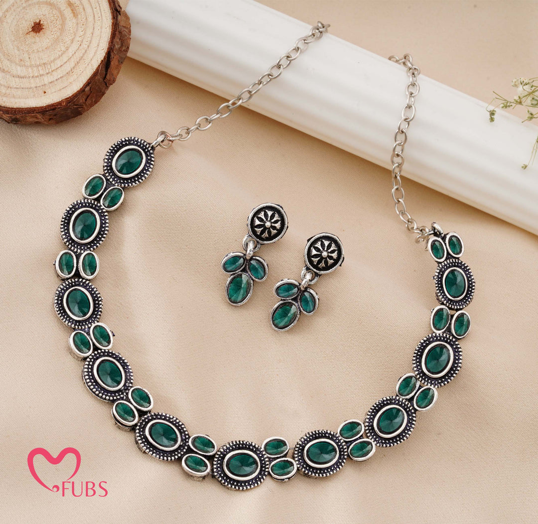 Traditional Oxidized Silver-Tone Necklace Set with Oval Stones