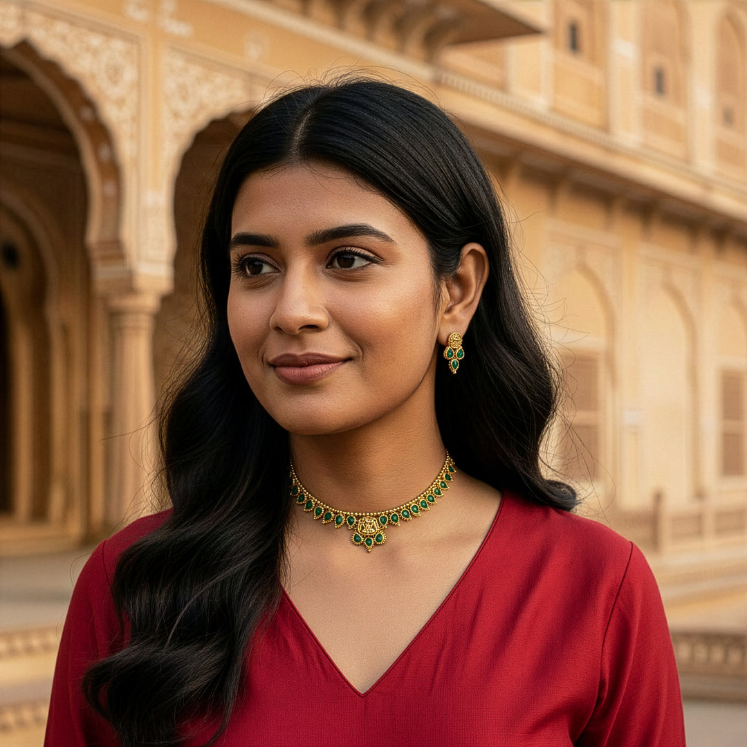 Traditional Temple Jewelry Necklace Set with Dual-Tone Teardrop Stones