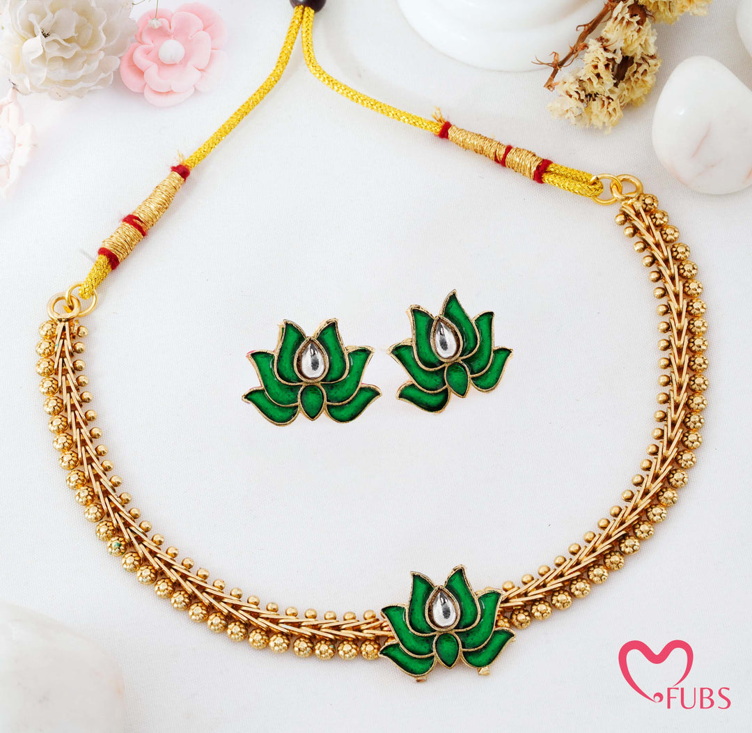 Aesthetic Traditional Beaded Choker Set with Meenakari Lotus Motifs