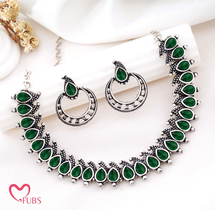 Tribal Style Teardrop Choker Necklace Set