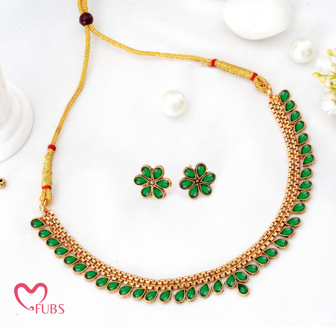 Traditional Antique Gold Tone Choker with Teardrop Motifs