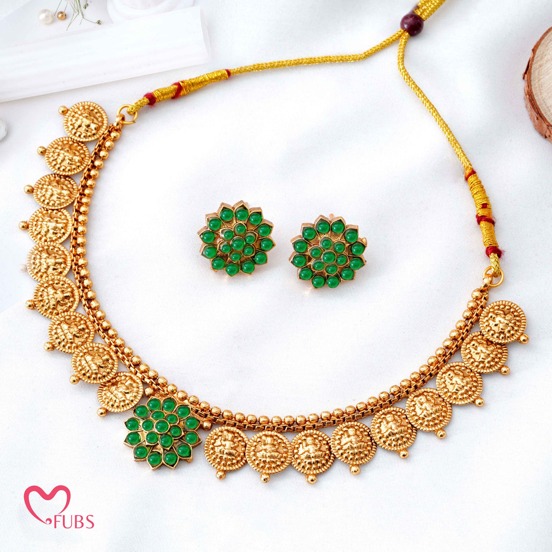 Traditional Kasu Coin Choker Necklace Set