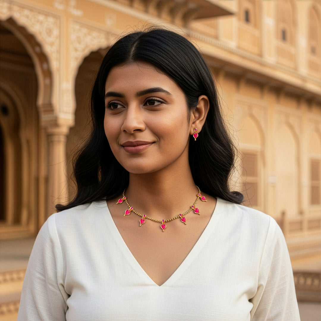 Aesthetic Gold Tone Leaf Necklace Set