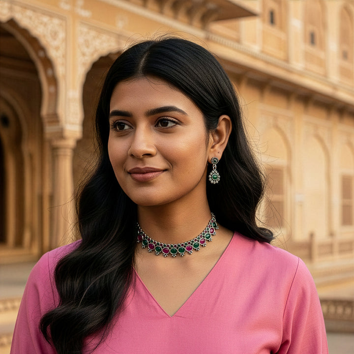 Traditional Oxidized Choker Set with Aesthetic Concentric Circle Studs