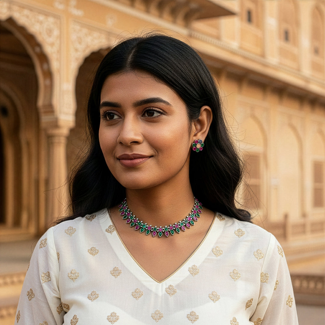Aesthetic Oxidized Finish Leaf Motif Necklace Set