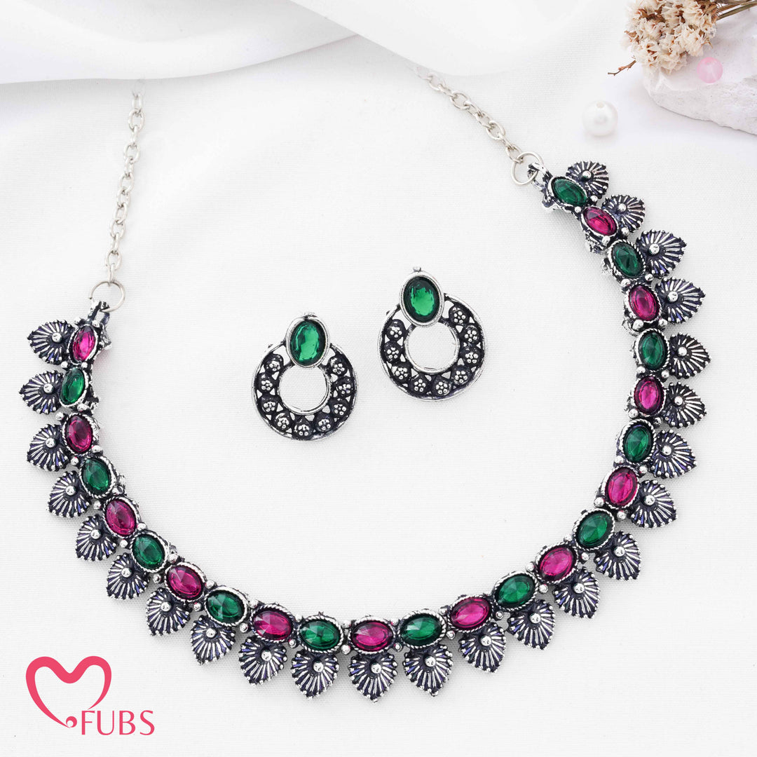 Traditional Antique Silver Plated Leaflet Necklace Set