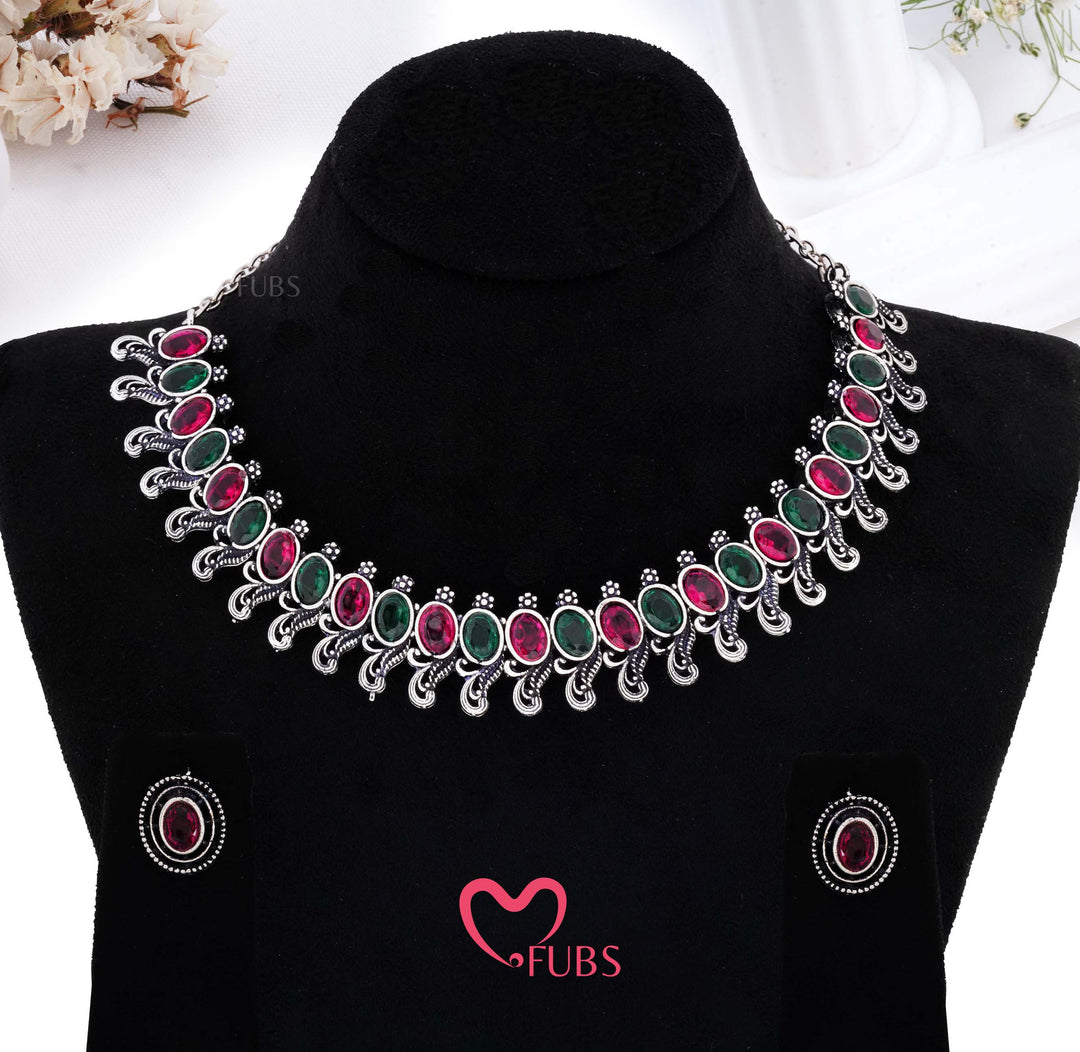 Silver Finish Scrollwork Necklace Set