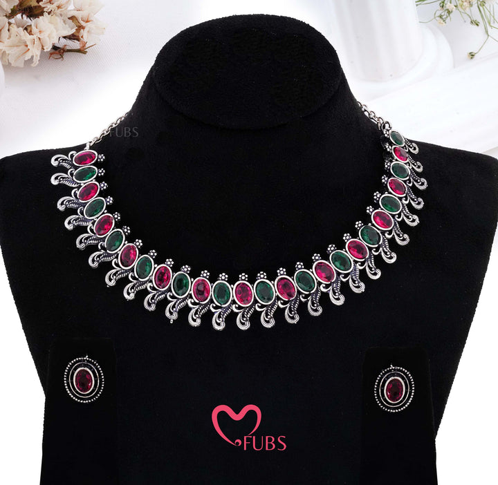 Silver Finish Scrollwork Necklace Set