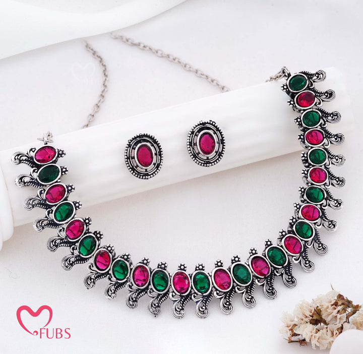 Silver Finish Scrollwork Necklace Set