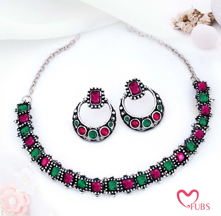 Oxidized Finish Square Stone Necklace (Silver)