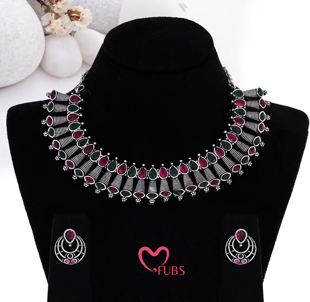 Antique Finish Coilwork Necklace Set (Silver)