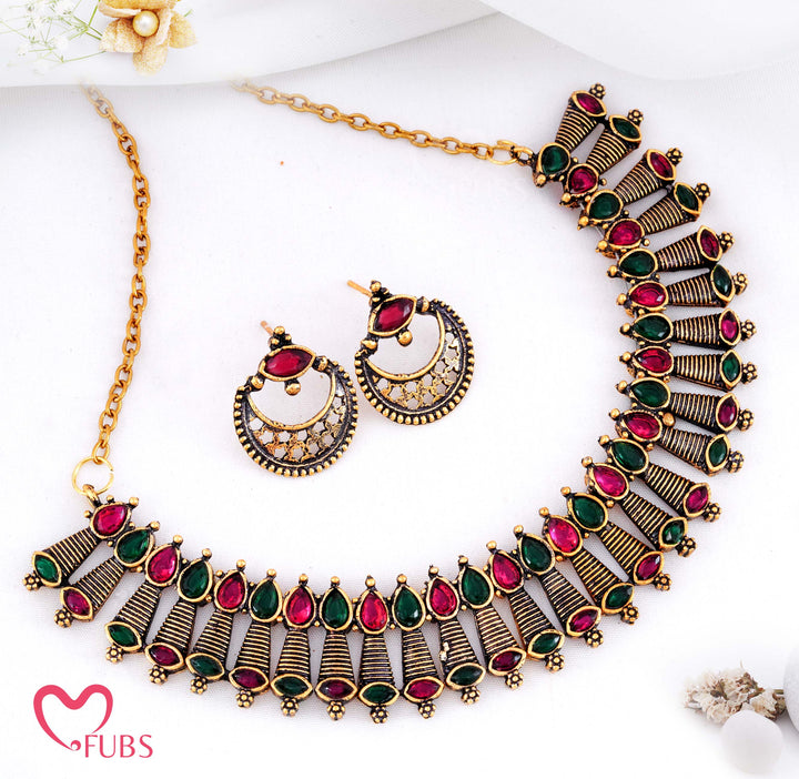 Antique Finish Coilwork Necklace Set (Golden)