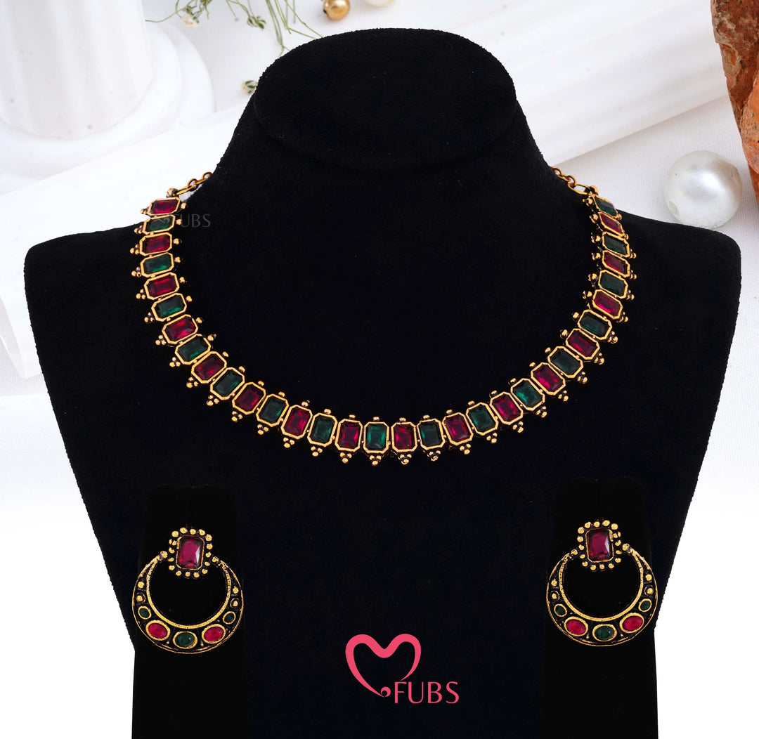 Antique Finish Rectangular Stone Necklace (Golden)