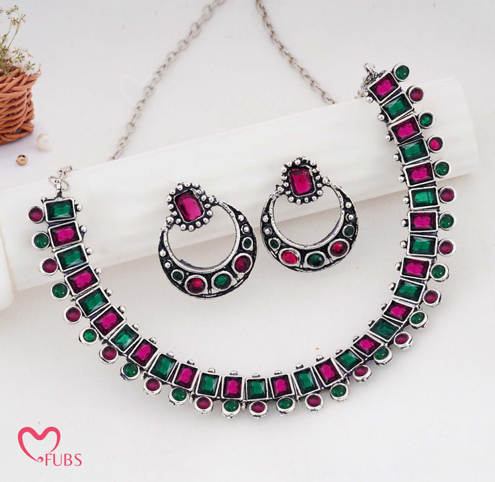 Oxidized Finish Square Stone Necklace (Silver)