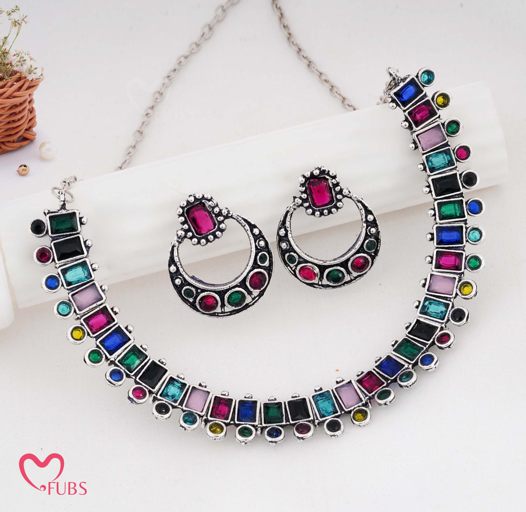 Oxidized Finish Square Stone Necklace (Silver)