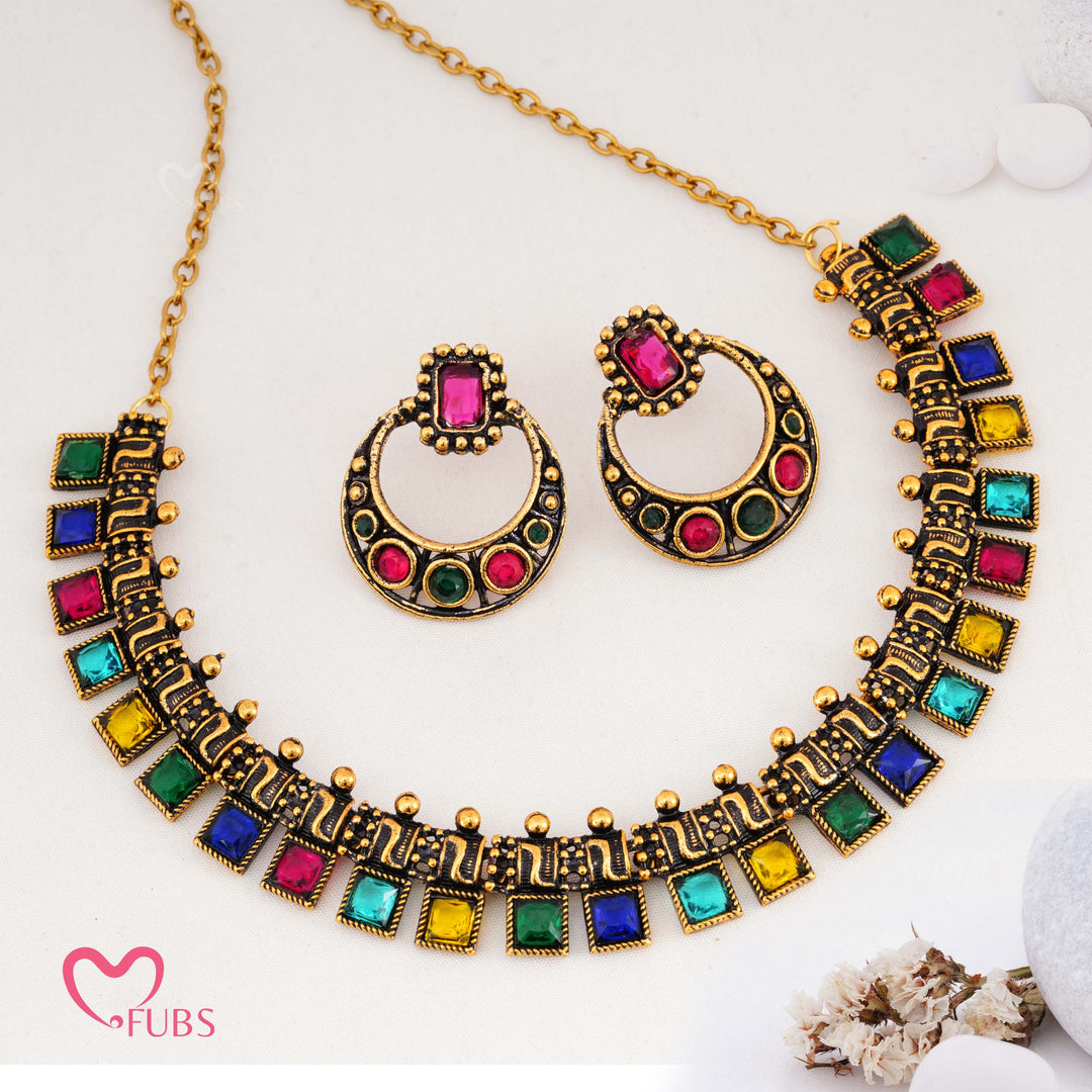 Antique Finish Geometric Necklace (Golden)