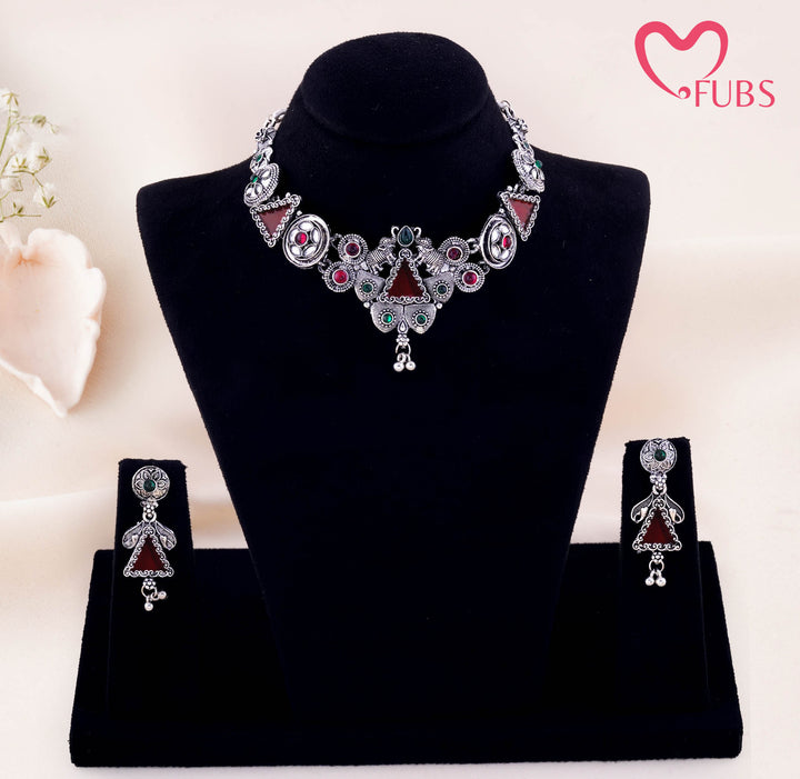 Rajwadi Kundan Floral Elephant Motif Thread Necklace Set With Earrings