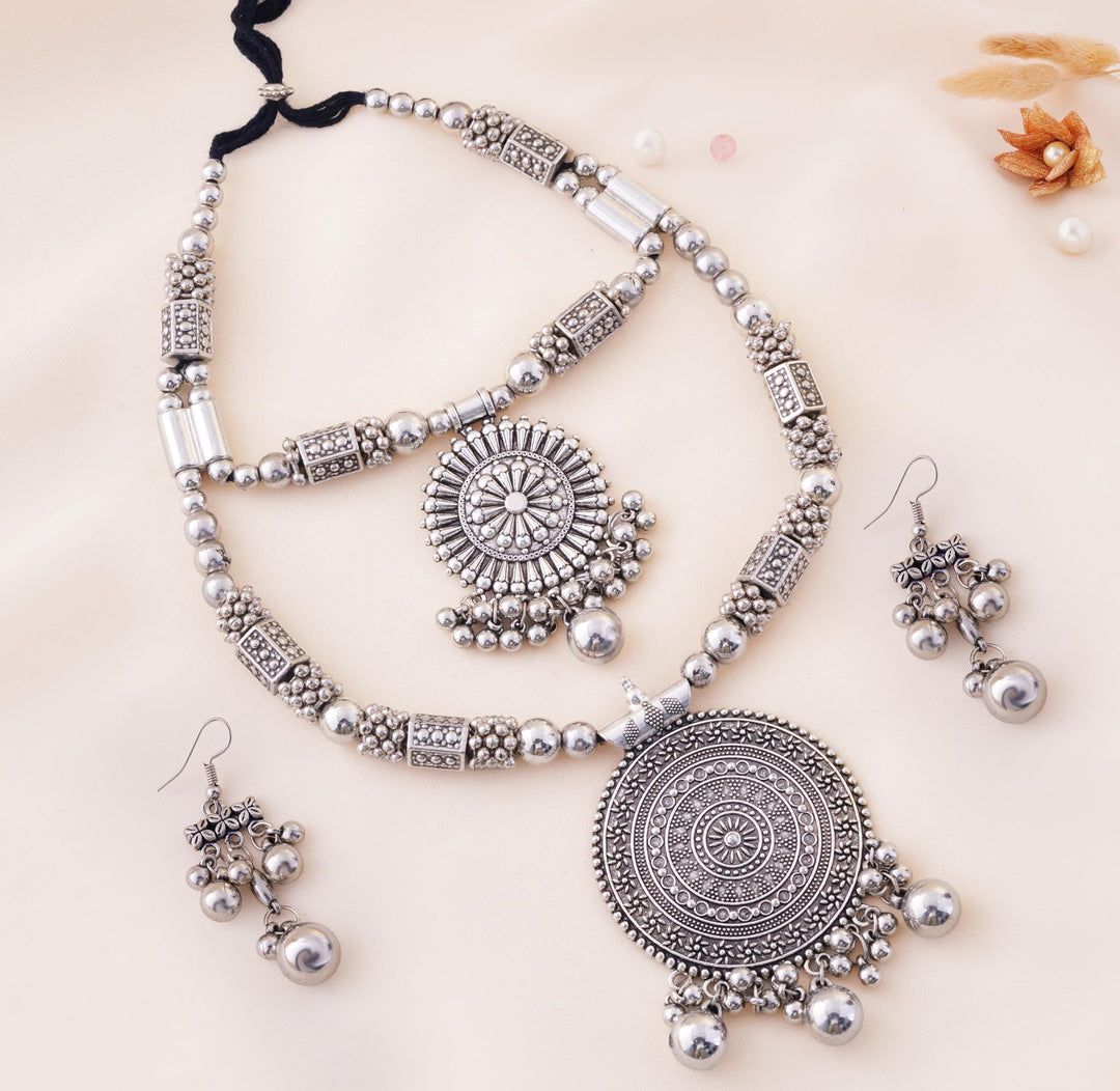 Antique Layered Beaded Medallion Pendant Necklace Set With Earrings